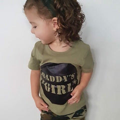 Chándal de manga corta con estampado de camuflaje para niños y niñas