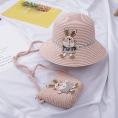 Lindo conjunto de dos piezas con sombrero de paja y bolso con adorno de conejito