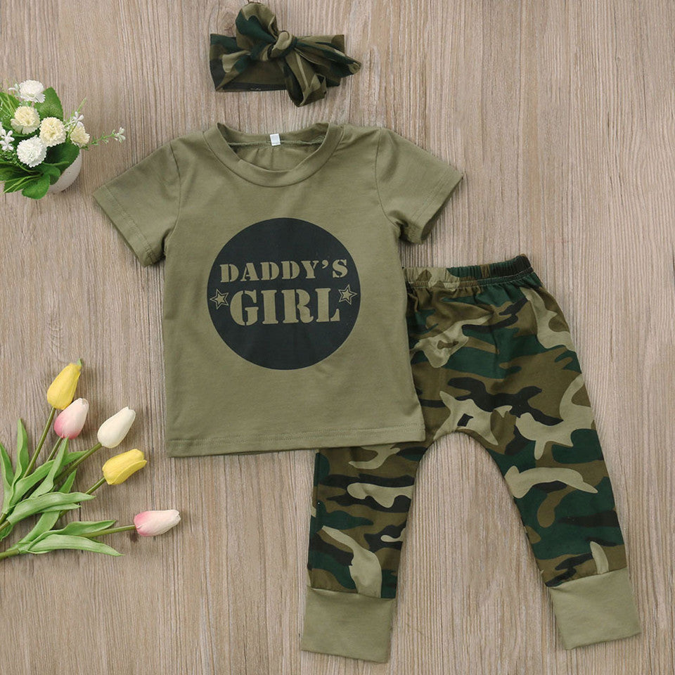 Chándal de manga corta con estampado de camuflaje para niños y niñas