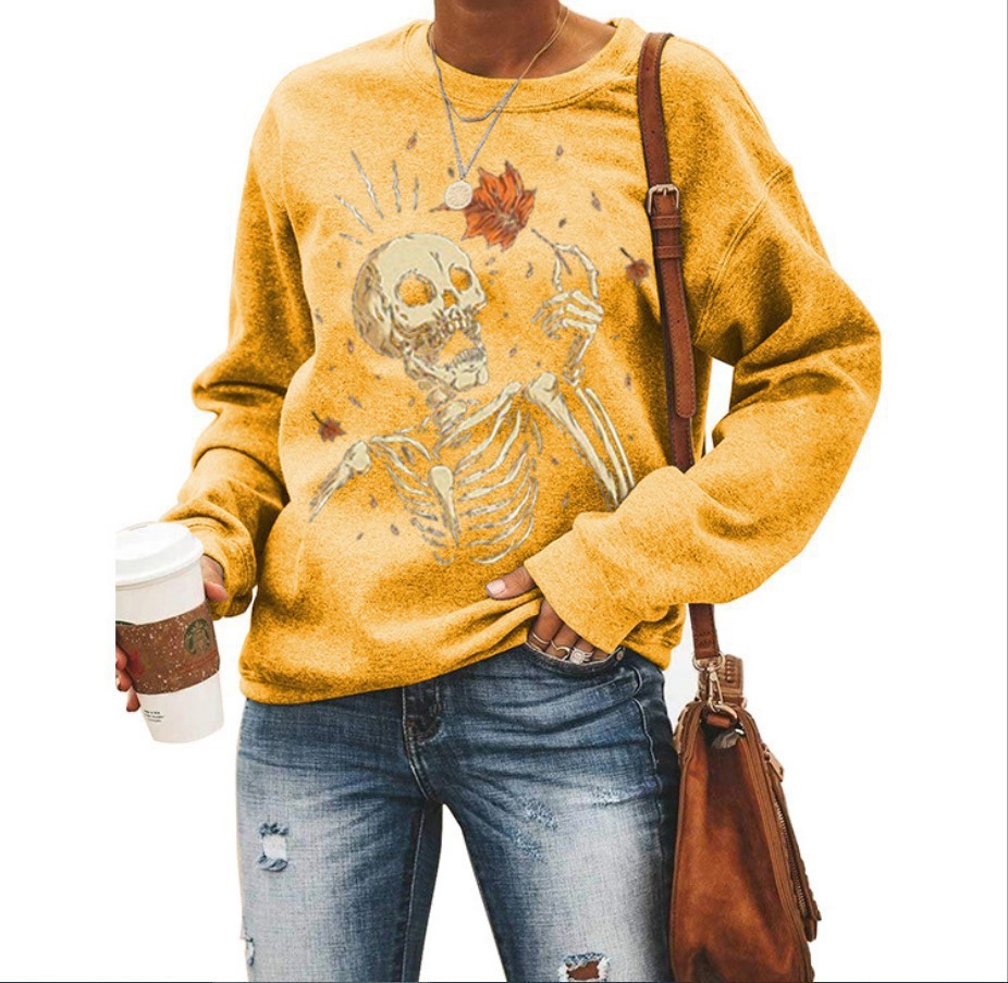 Suéter. Sudadera con cuello redondo y estampado de Halloween para mujer