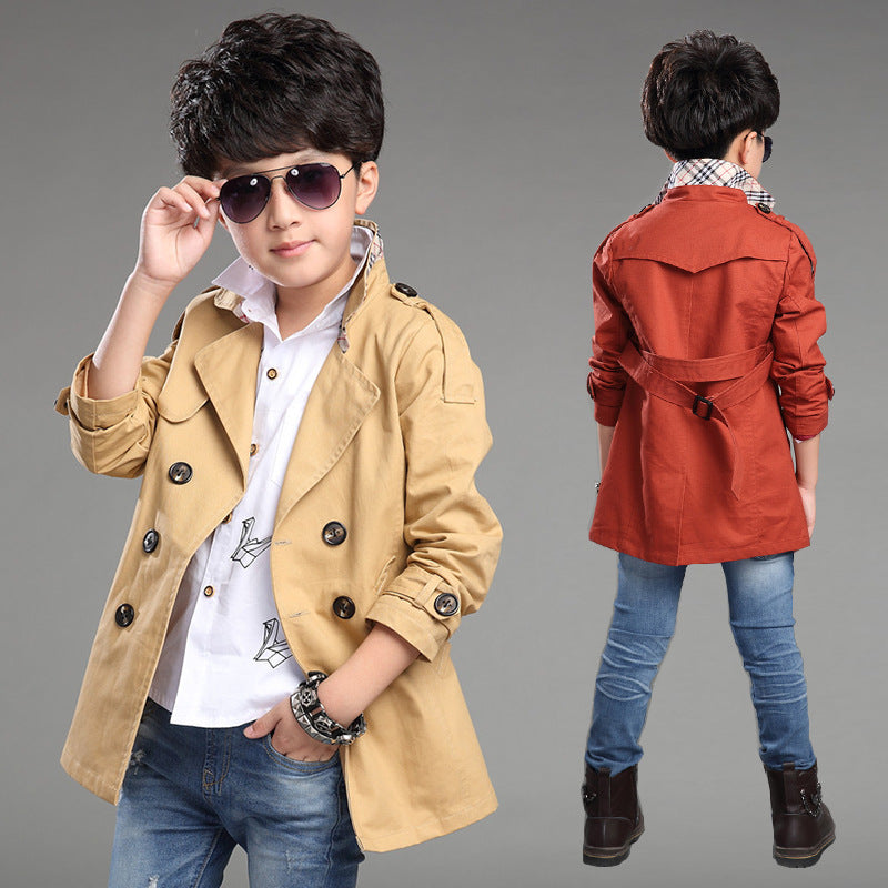 Gabardina informal de tendencia de longitud media para niños