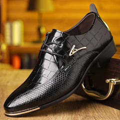 Zapatos de cuero de talla grande para hombre, zapatos formales de negocios a la moda con punta puntiaguda