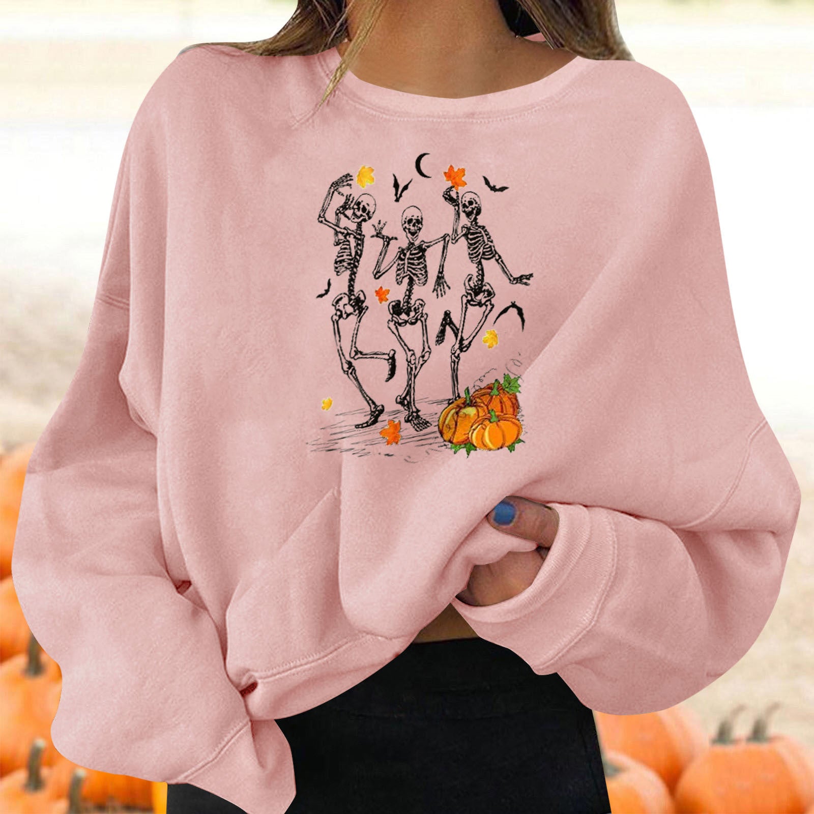 Suéter. Sudadera con cuello redondo y estampado de Halloween para mujer